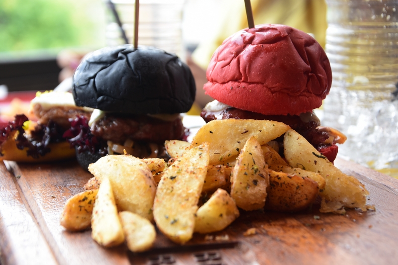 Bill’s Bites Big opening at Bliss Street